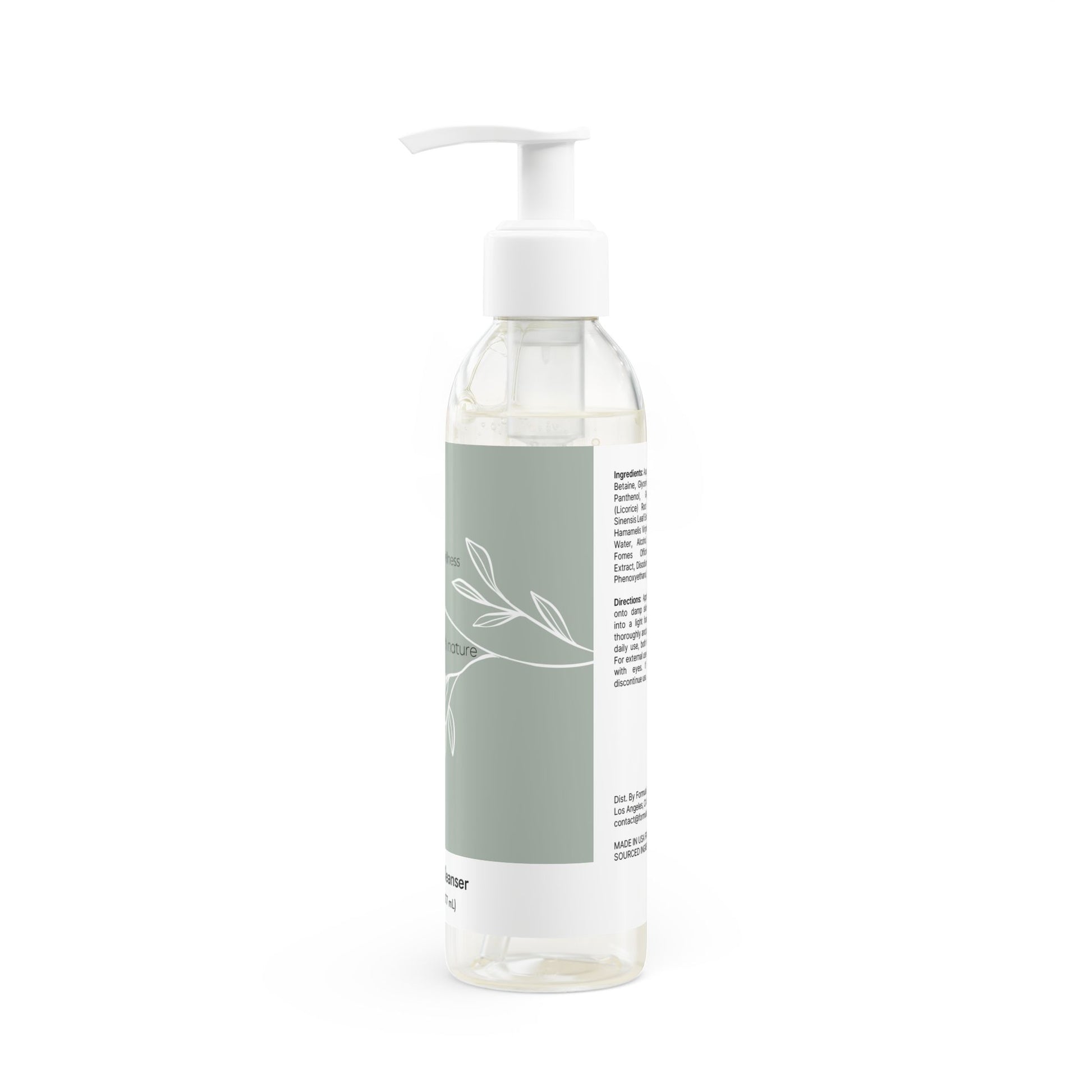 Lunera Wellness gentle cleanser for women’s skincare routine, hydration, and natural beauty care